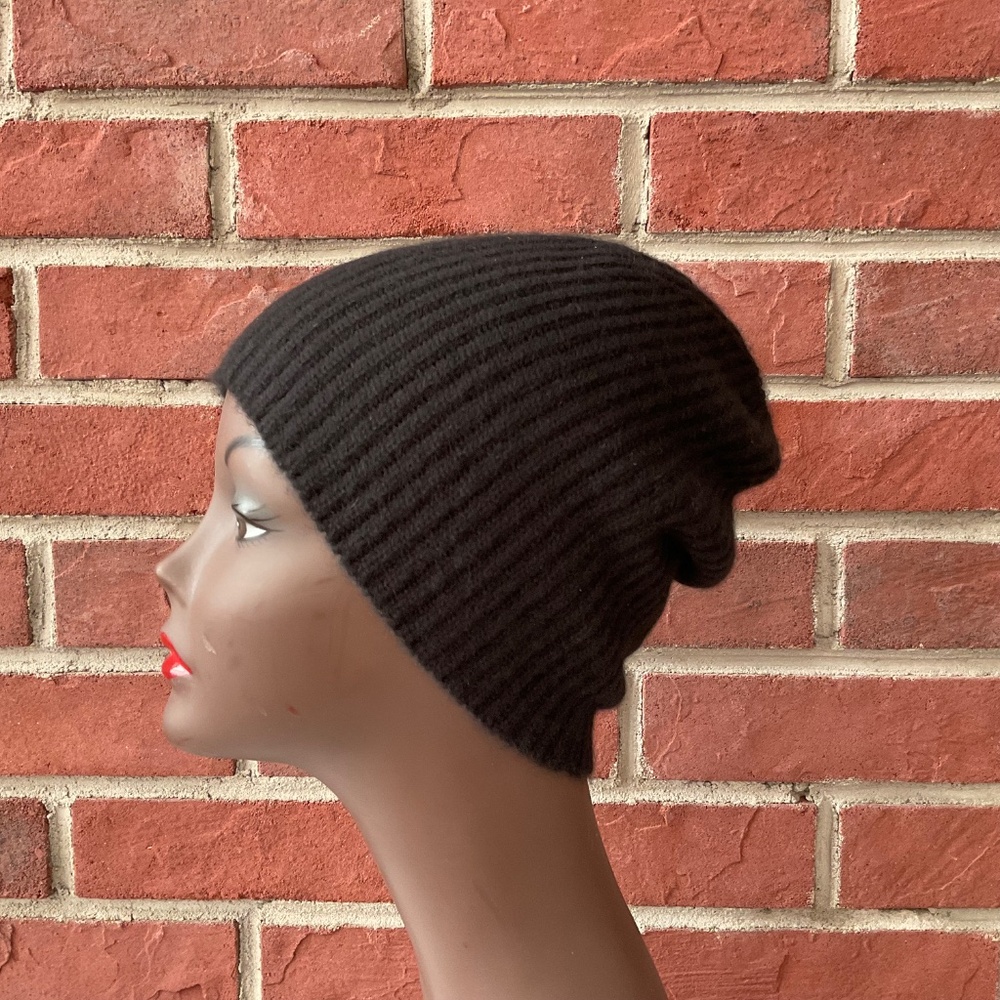 •Meg Cohen Cashmere Knit Black Beanie Unisex Hat NWOT